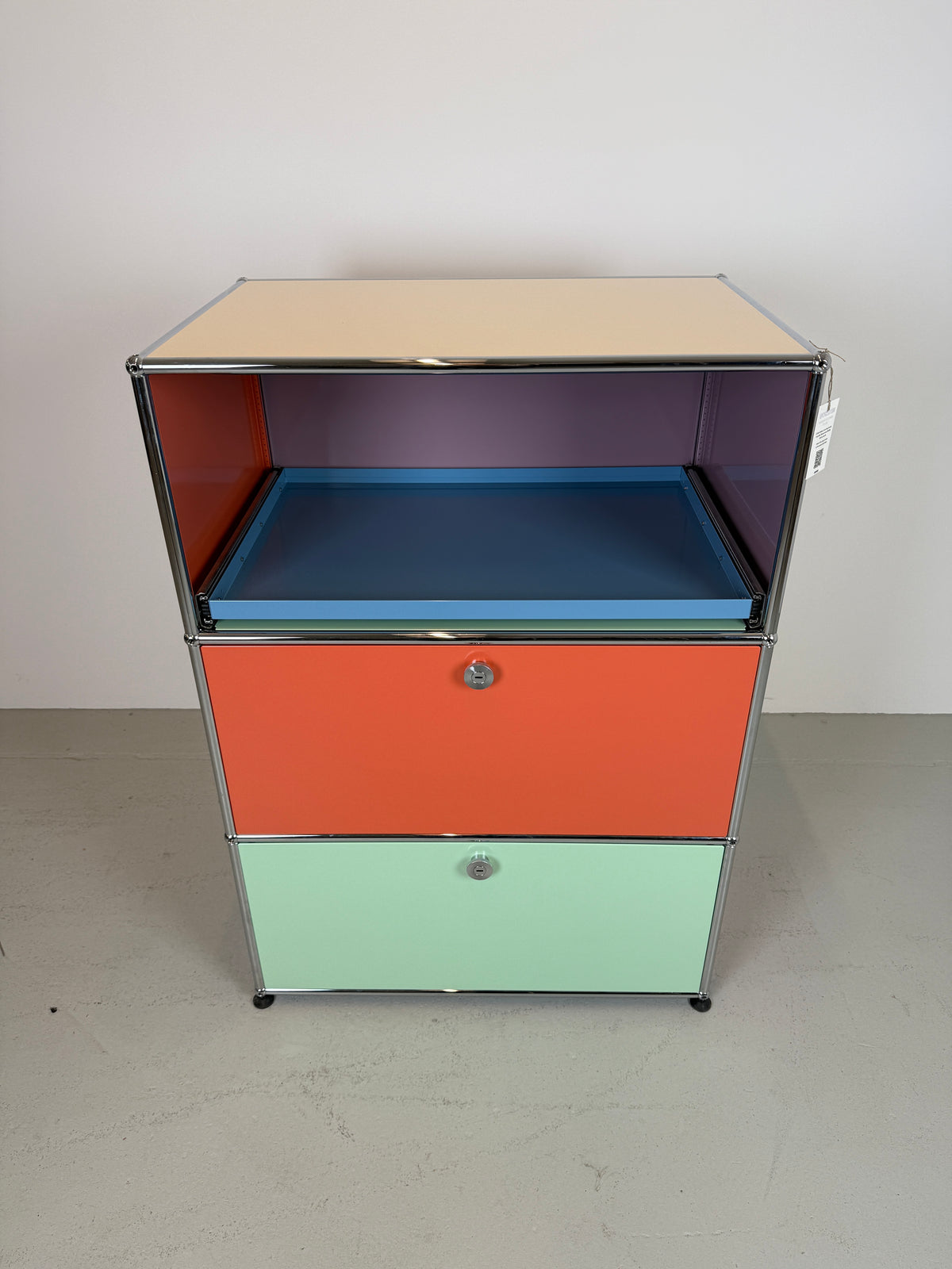 USM Regal upcycled #2001