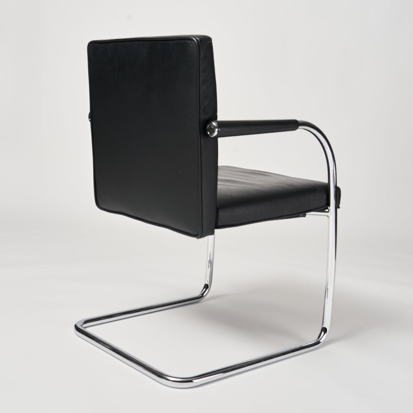 Vitra Visasoft Freischwinger Konferenzstuhl #5002