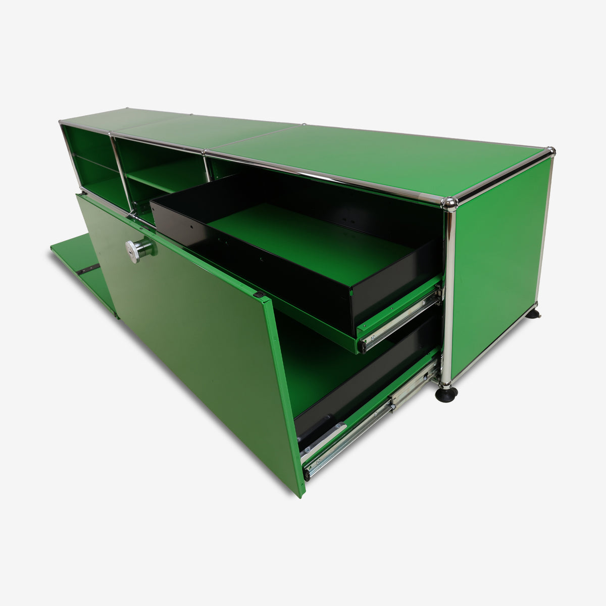 USM Lowboard #1059