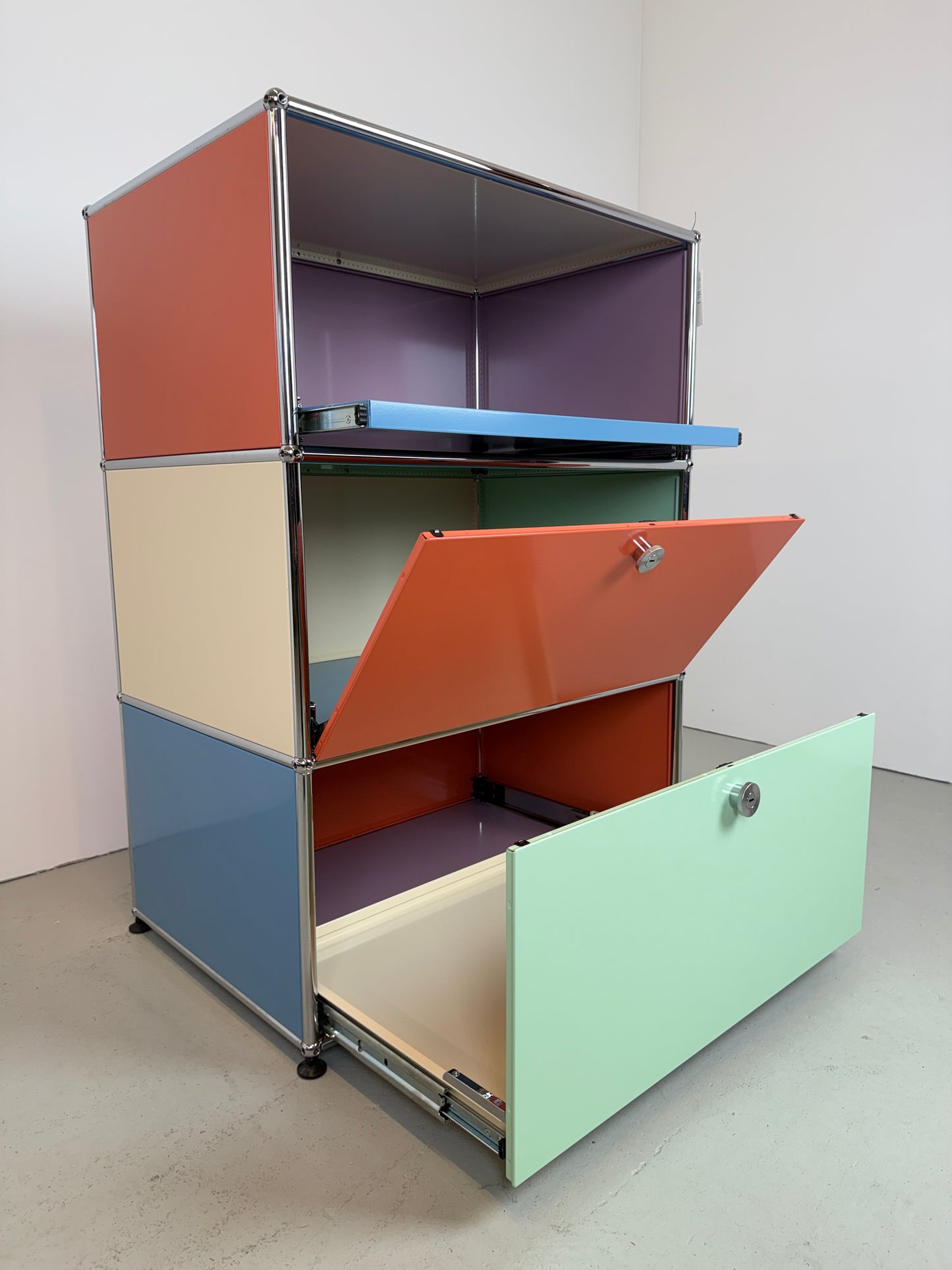 USM Regal upcycled #2001