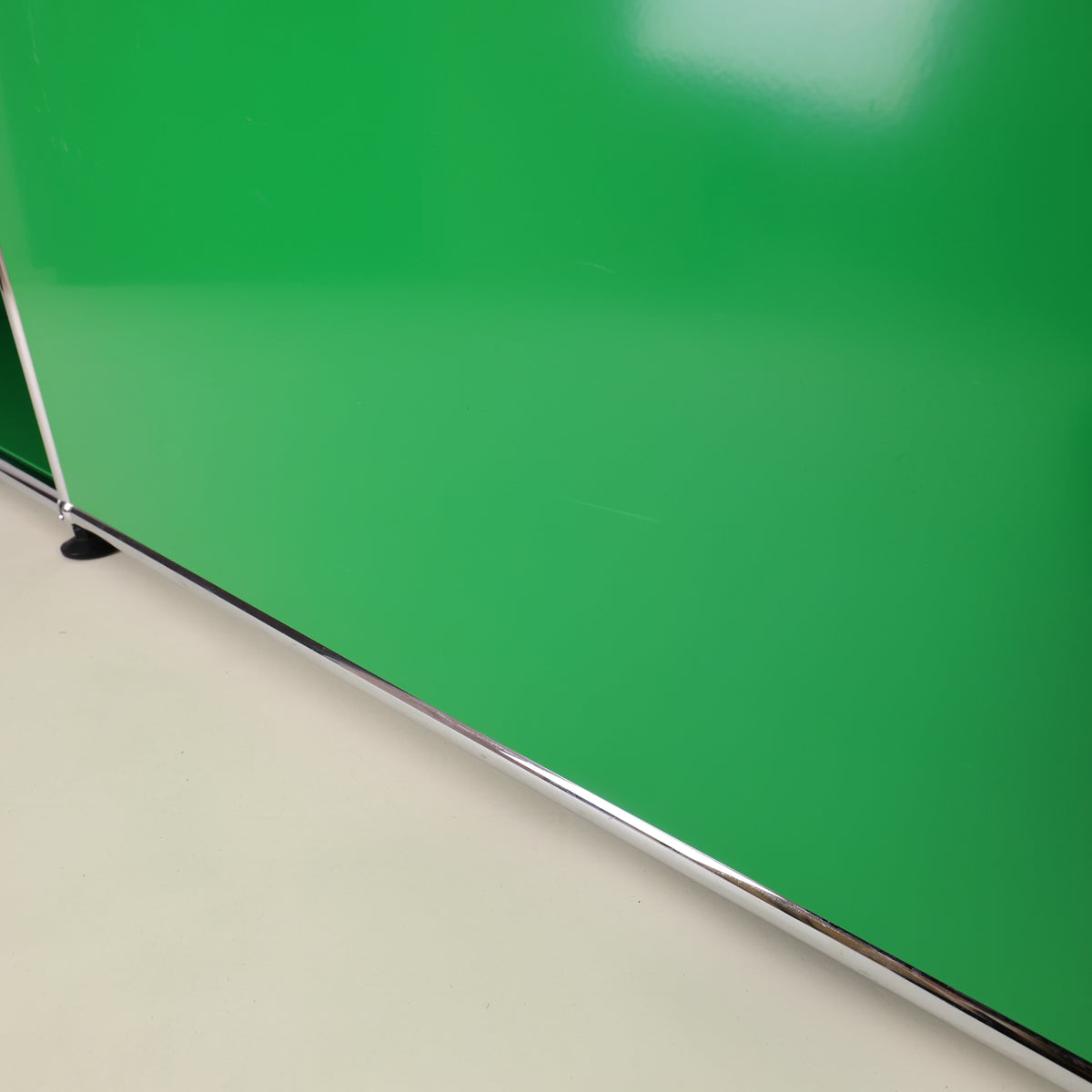 USM Lowboard #1059