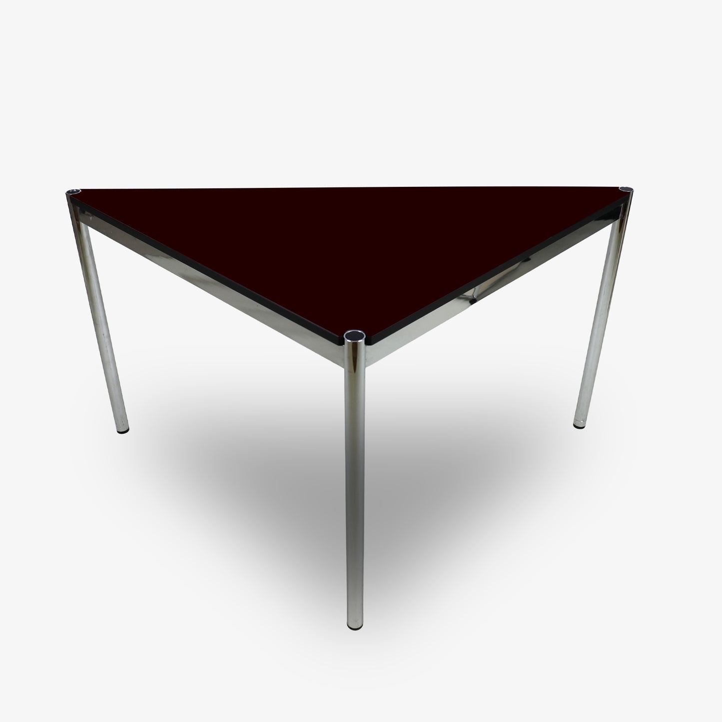 USM Haller Dreieckstisch 100x100 Upcycled