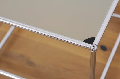 USM Regal Milchglas #1214