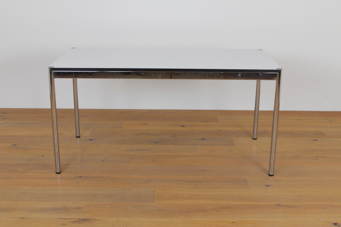 USM Haller Tisch 150x75cm #1163