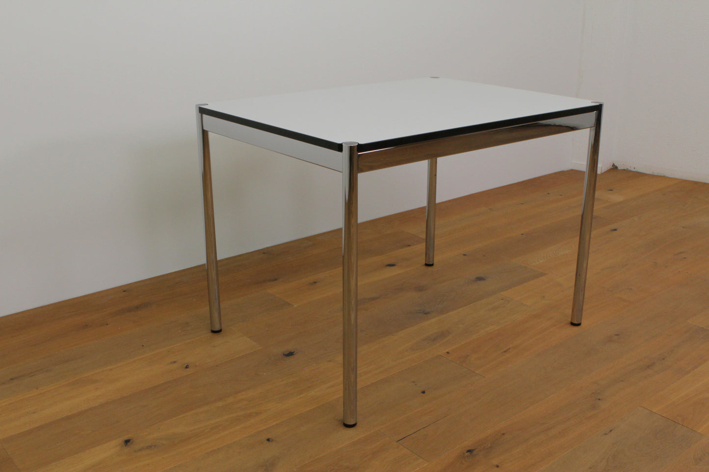 USM Haller Tisch 100x75cm #1026