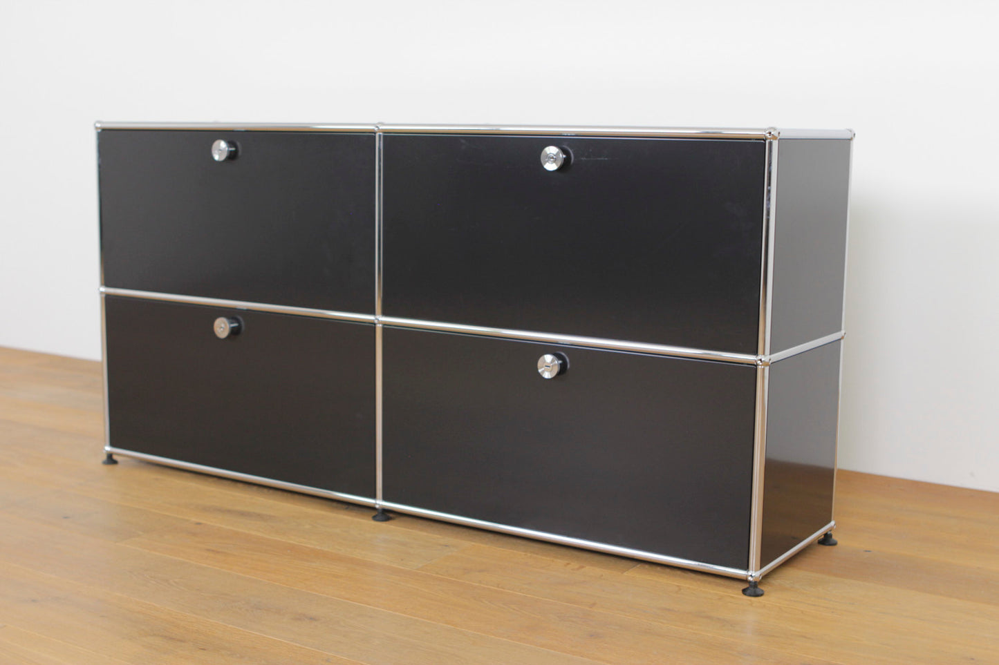 USM Sideboard used #1001